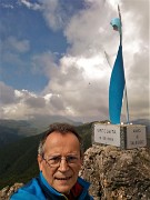 Alla Madonna delle Cime sul Corno Zuccone (1458 m) da Reggetto di Vedeseta il 14 maggio 2017 - FOTOGALLERY